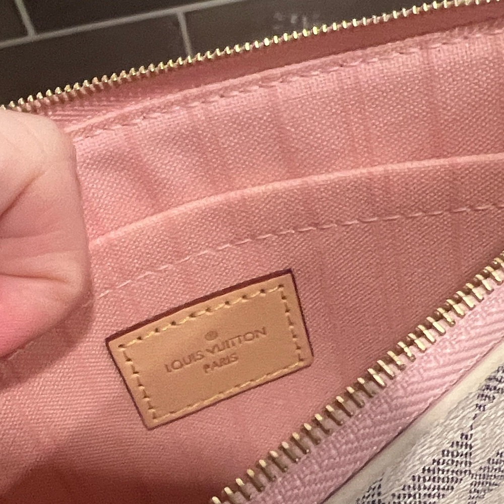 Louis Vuitton Damier Azur Neverfull Pouch - Picture 6 of 15